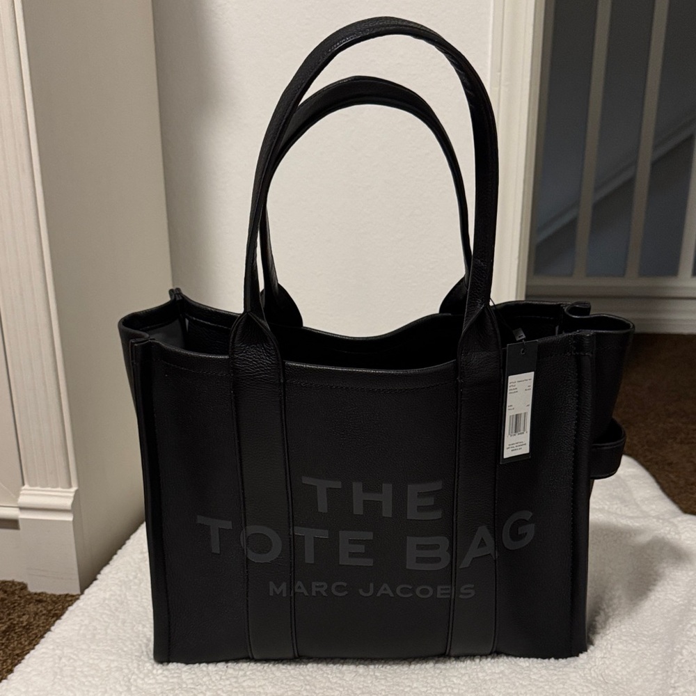 Marc Jacobs Black Leather Tote Bag
